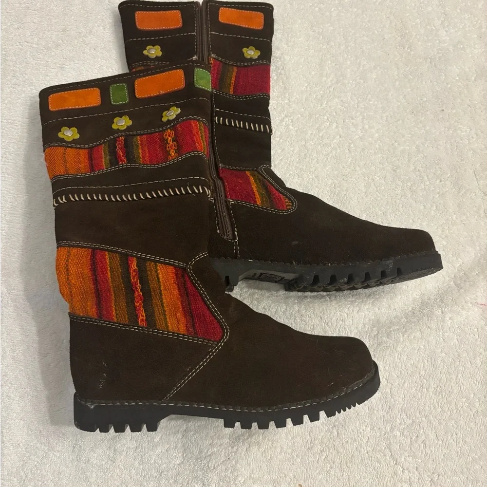 Suede Boho Hippie Southwestern Cottagecore Festive Boots Size 6